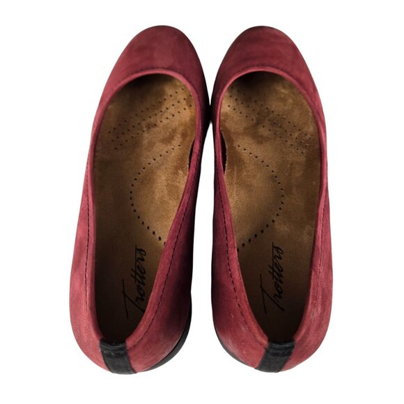 Trotters Darcey Dark Red Nubuck Comfy Ballerina Flat 9 Narrow Great Condition - Picture 3 of 12